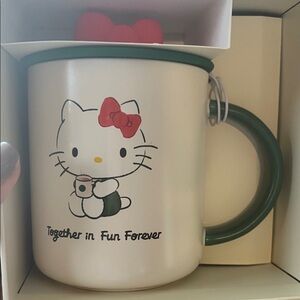 Hello Kitty x Starbucks White Mug with Pink Bow and Green Lid